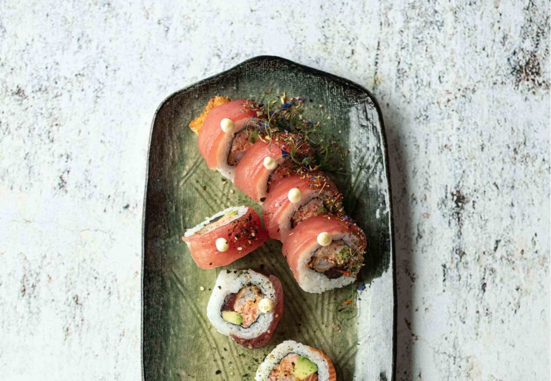 Rainbow tuna roll